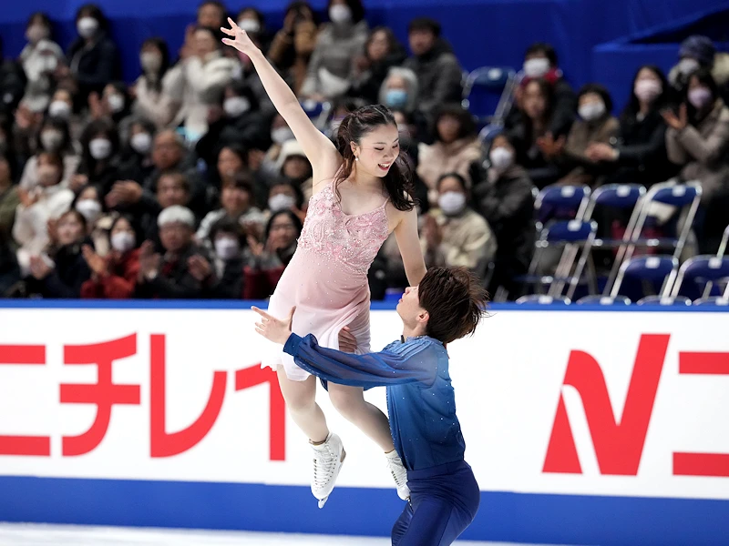 Utana Yoshida and Masaya Morita