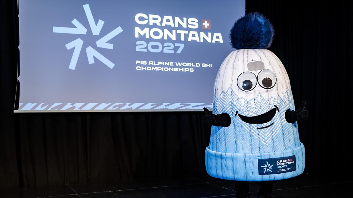 En maskot i form av en hatt