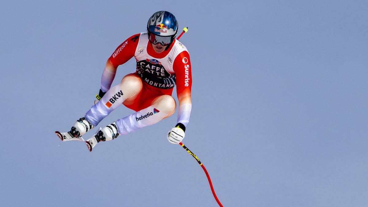 Sveitsisk trippel nedoverbakke: 1. von Allmen, 2. Odermatt, 3. Monnery